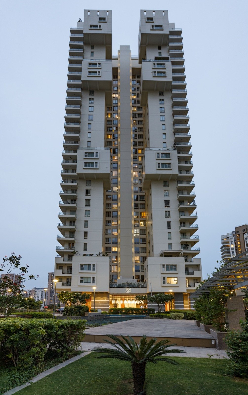 Pioneer Araya Sector 62 Golf Course Extension Road, Gurgaon